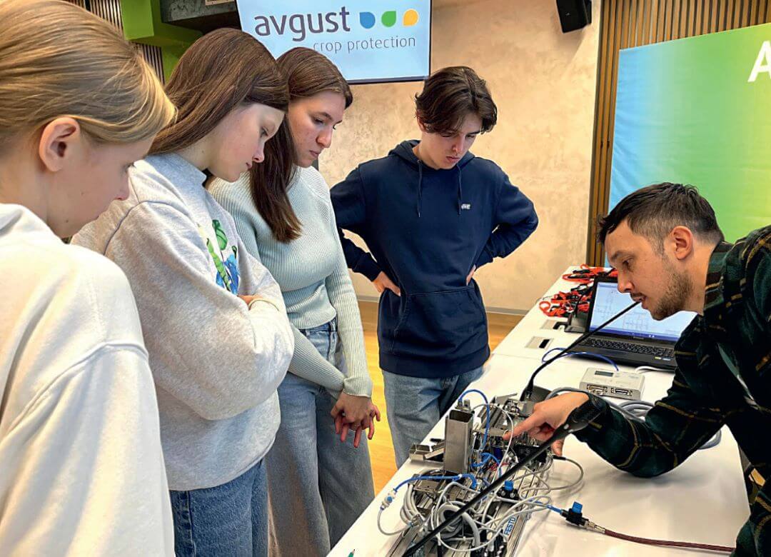 Мастер-класс с заместителем начальника технологического отдела Ниязом Галимардановым